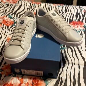 NEW K-Swiss Men’s Tennis Shoes size 10